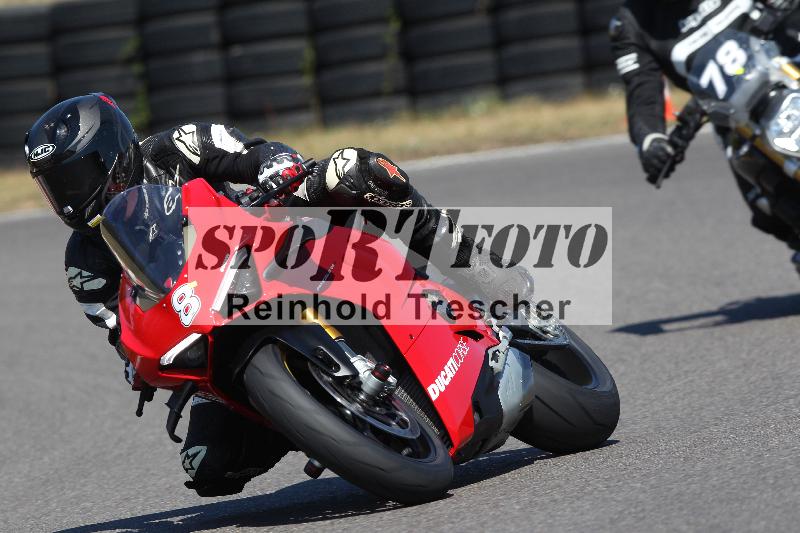 Archiv-2022/50 09.08.2022 MSS und TÖFF Track Day ADR/Gruppe gelb/8